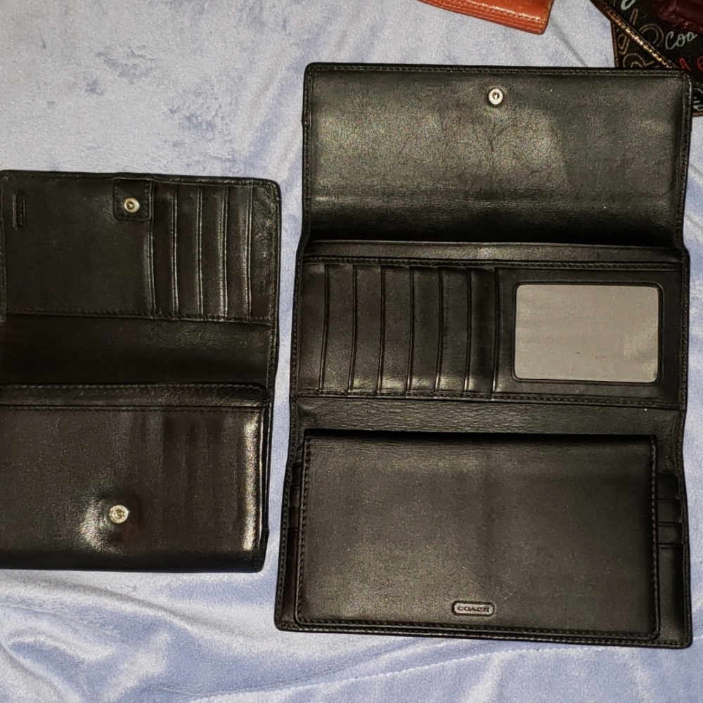 Wallets - image 1
